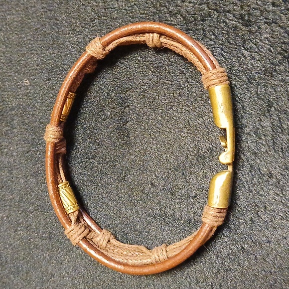 Style Men's Vintage Leather Bracelet - Picture 5 of 9